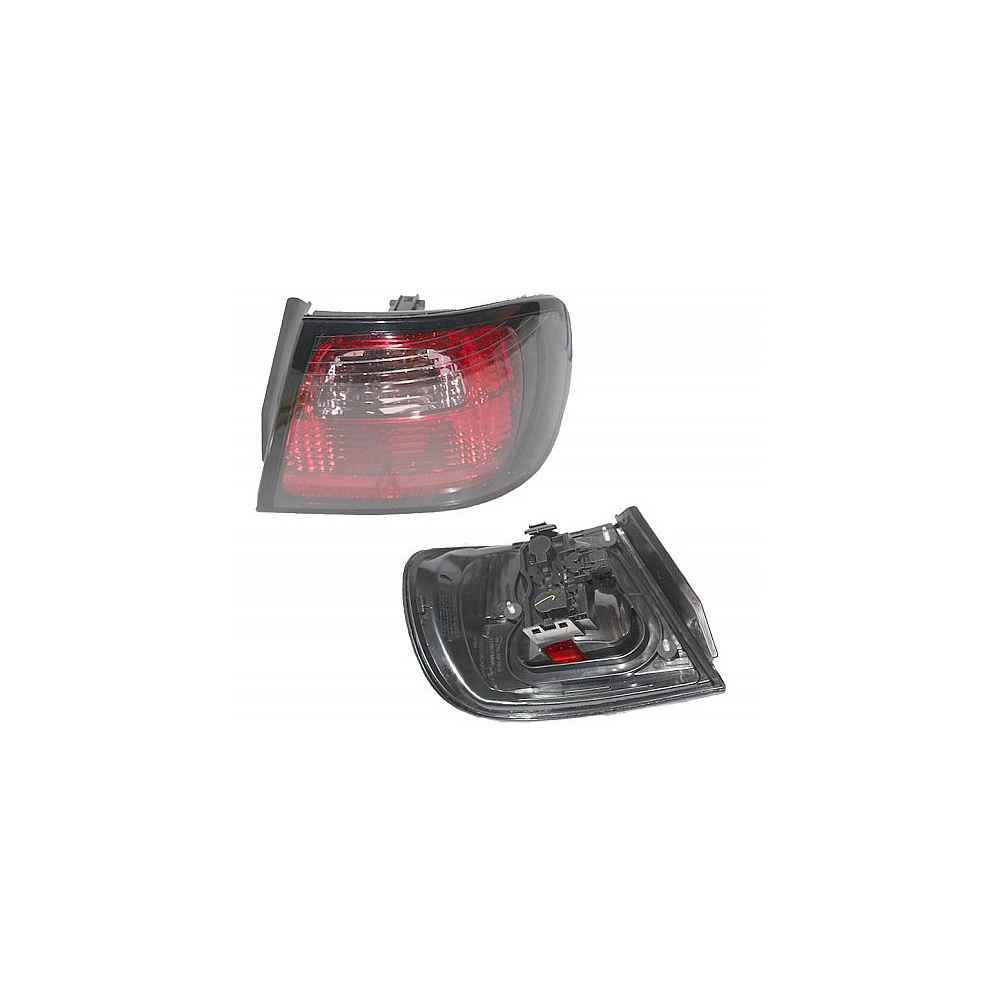 Nissan Primera 2000-2001 Sağ Dış Stop 